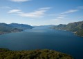 Die atemberaubende Aussicht vom Giro del Sole auf den südlichen Lago Maggiore.